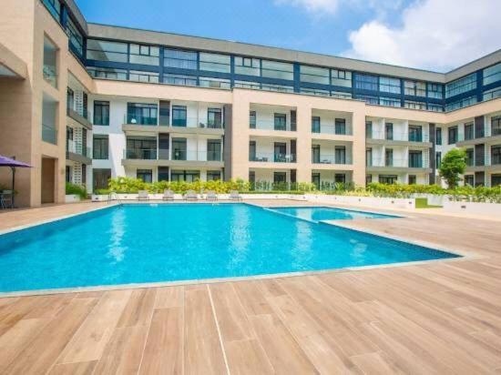 Embassy Gardens Luxury Suites Cpg Άκρα Εξωτερικό φωτογραφία