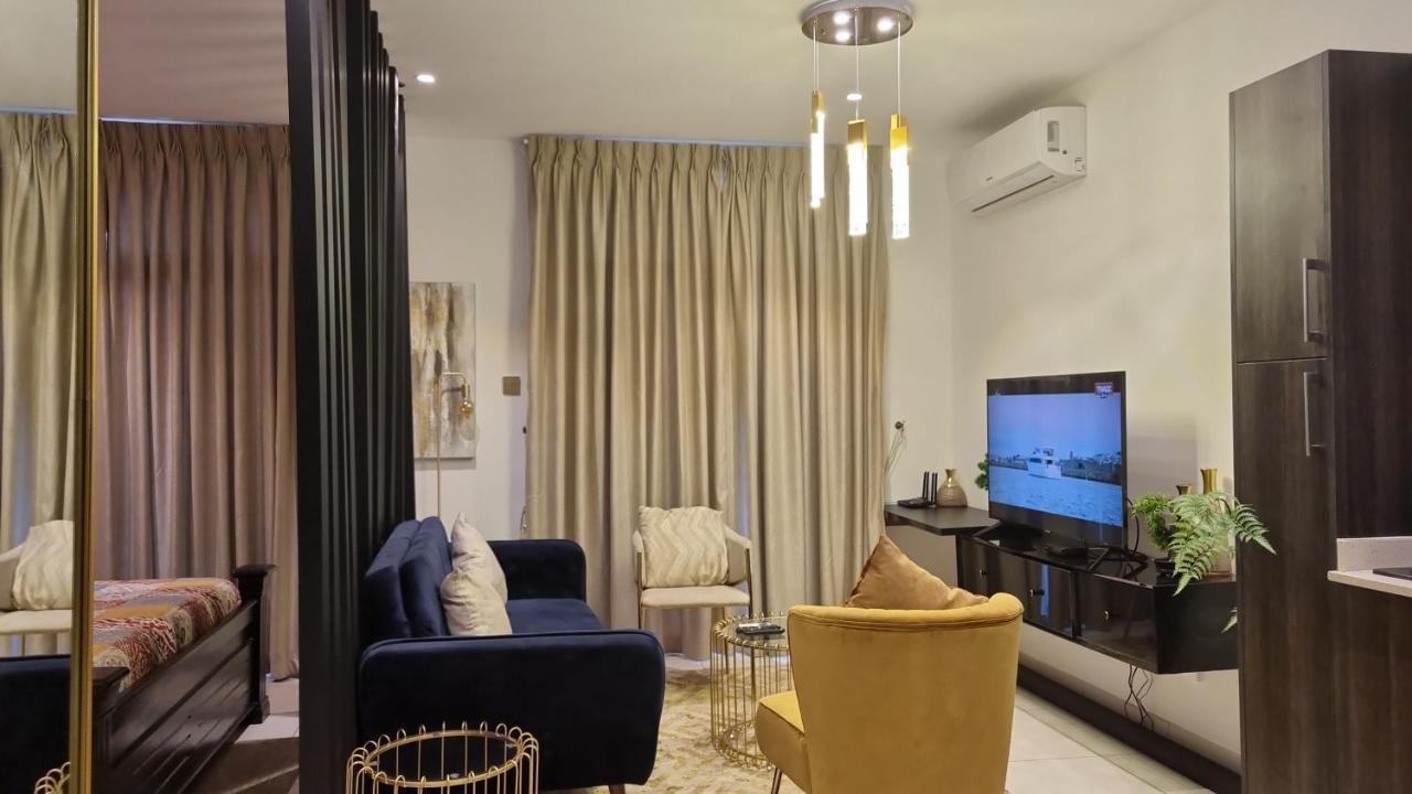 Embassy Gardens Luxury Suites Cpg Άκρα Εξωτερικό φωτογραφία