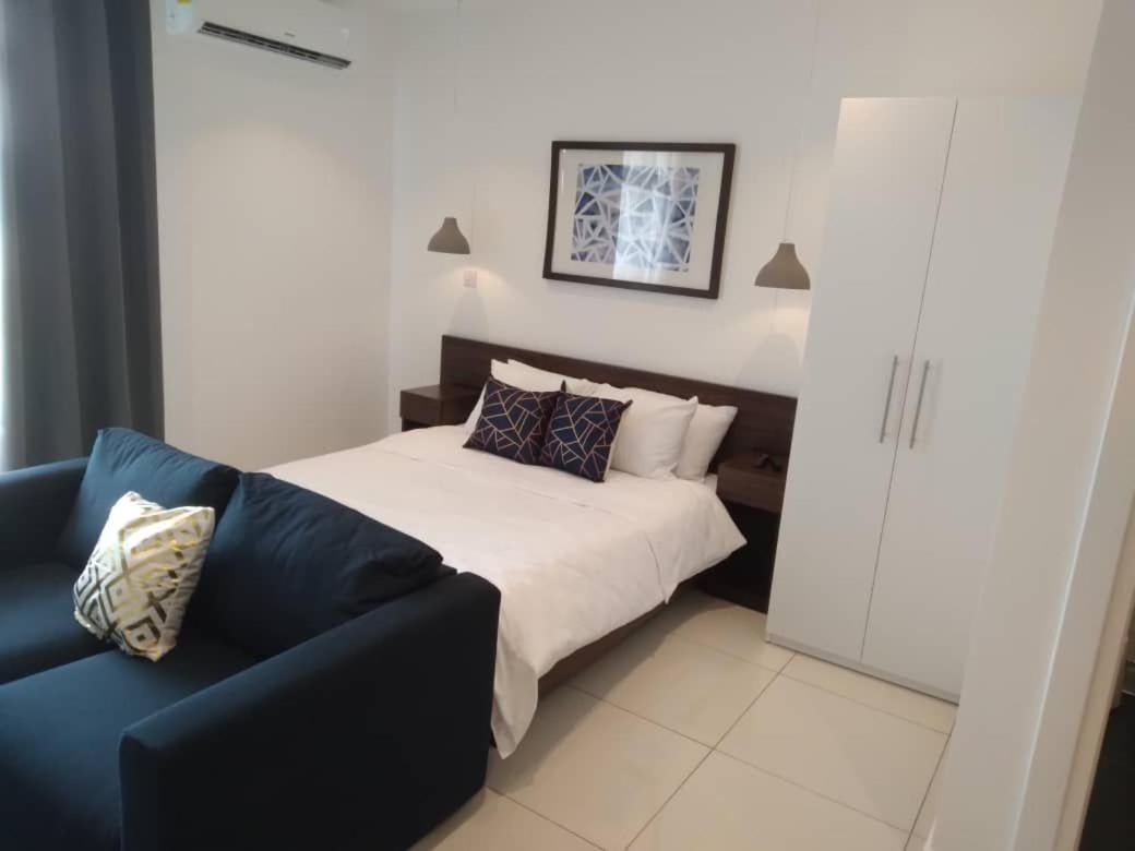 Embassy Gardens Luxury Suites Cpg Άκρα Εξωτερικό φωτογραφία
