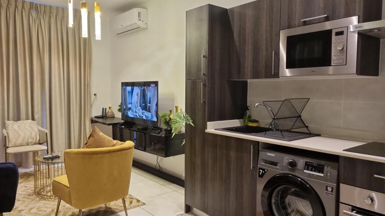 Embassy Gardens Luxury Suites Cpg Άκρα Εξωτερικό φωτογραφία