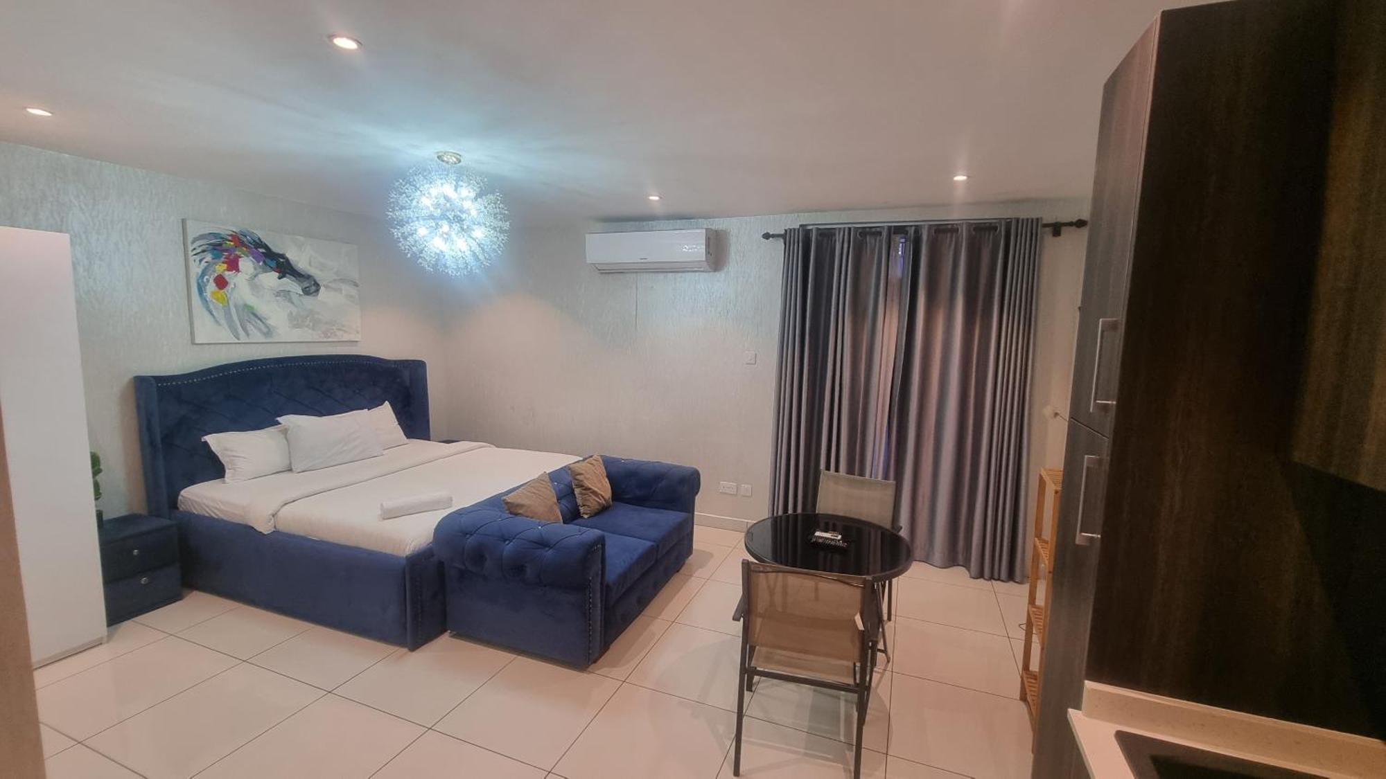 Embassy Gardens Luxury Suites Cpg Άκρα Εξωτερικό φωτογραφία